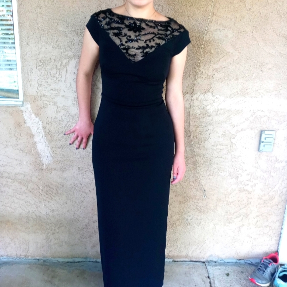 J S Collections Dress Women 2 Black Sleeveless Bodycon Zip Boat Lace Neck Maxi